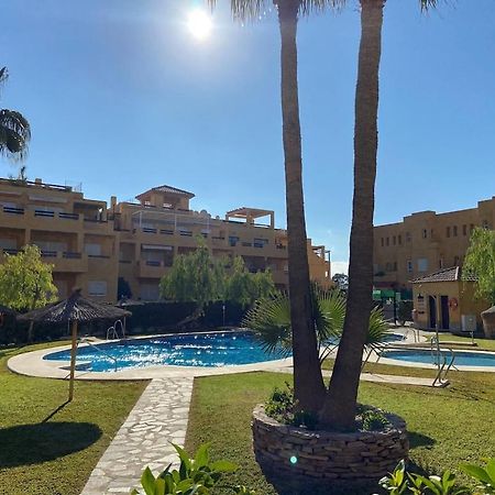 A Stunning 2 Bedroom Apartment 5 Min Walk To The Beautiful Beaches Of Vera Playa Playas de Vera Esterno foto