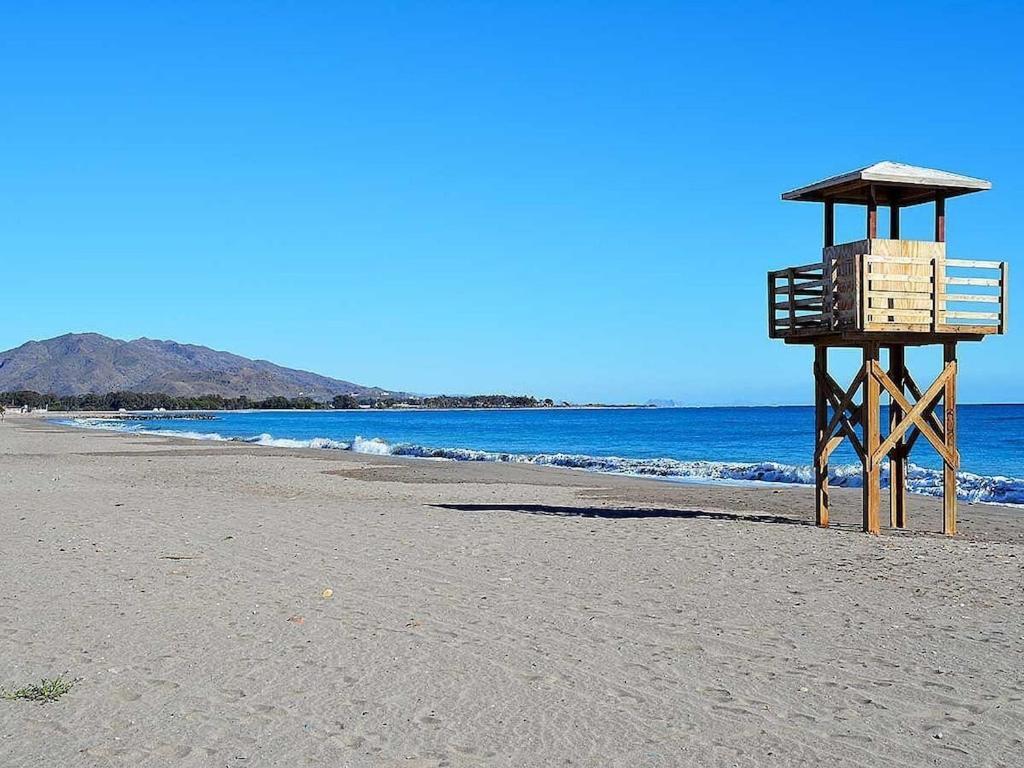 A Stunning 2 Bedroom Apartment 5 Min Walk To The Beautiful Beaches Of Vera Playa Playas de Vera Esterno foto