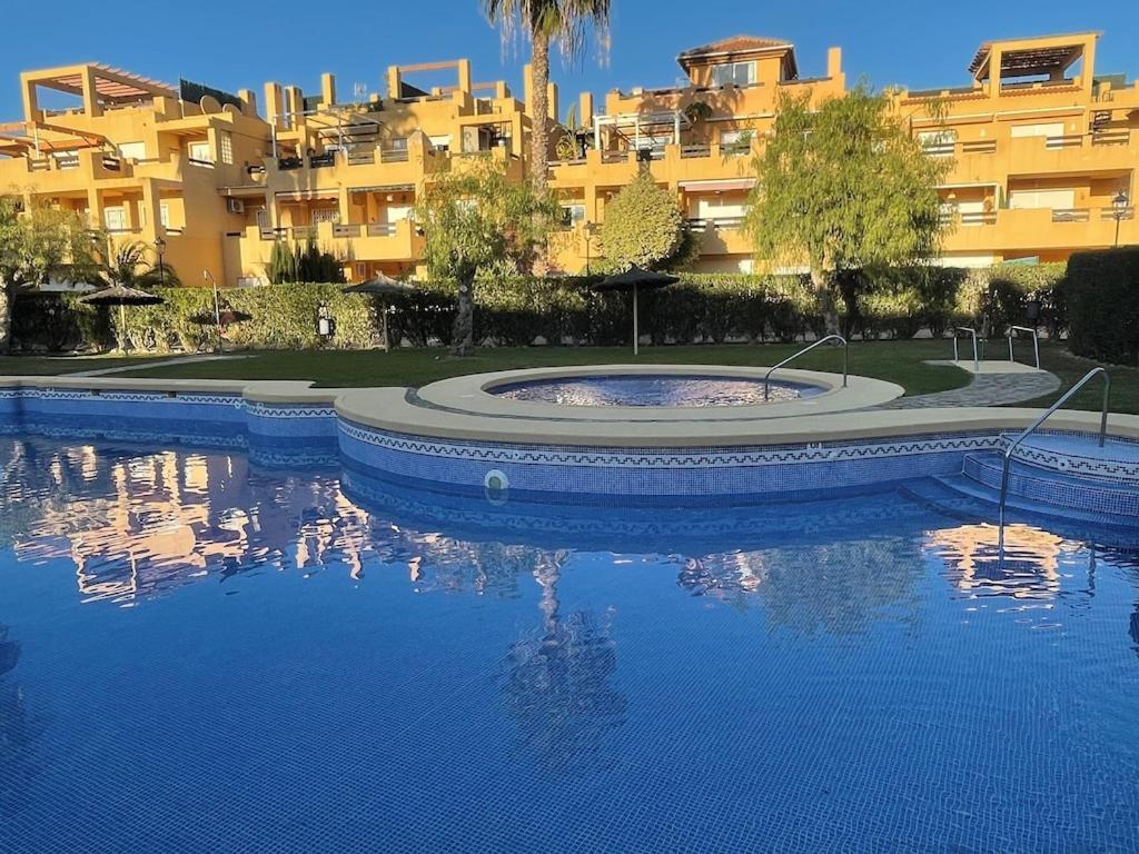 A Stunning 2 Bedroom Apartment 5 Min Walk To The Beautiful Beaches Of Vera Playa Playas de Vera Esterno foto