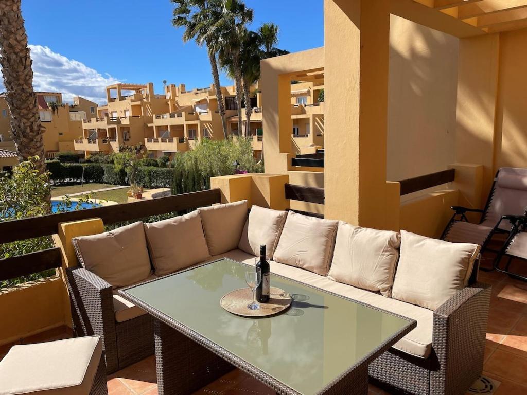 A Stunning 2 Bedroom Apartment 5 Min Walk To The Beautiful Beaches Of Vera Playa Playas de Vera Esterno foto