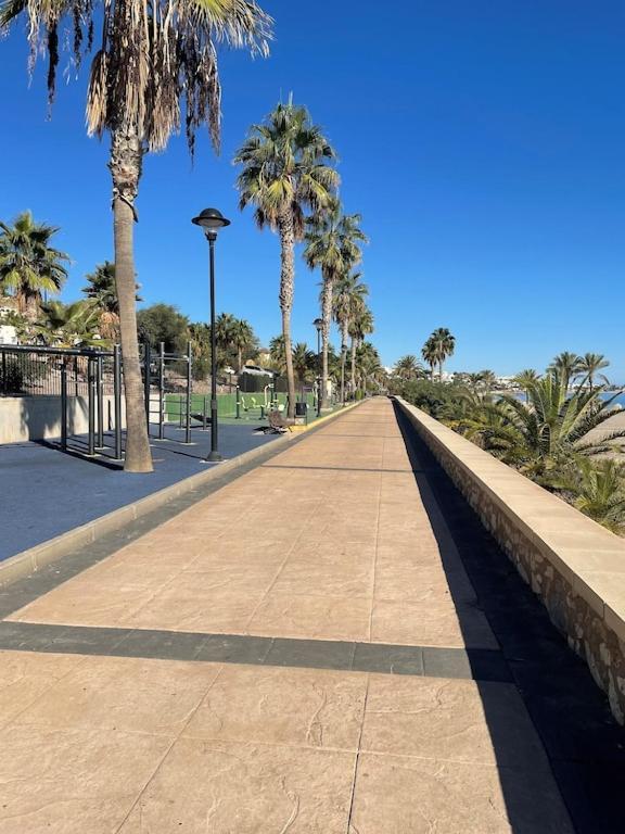 A Stunning 2 Bedroom Apartment 5 Min Walk To The Beautiful Beaches Of Vera Playa Playas de Vera Esterno foto