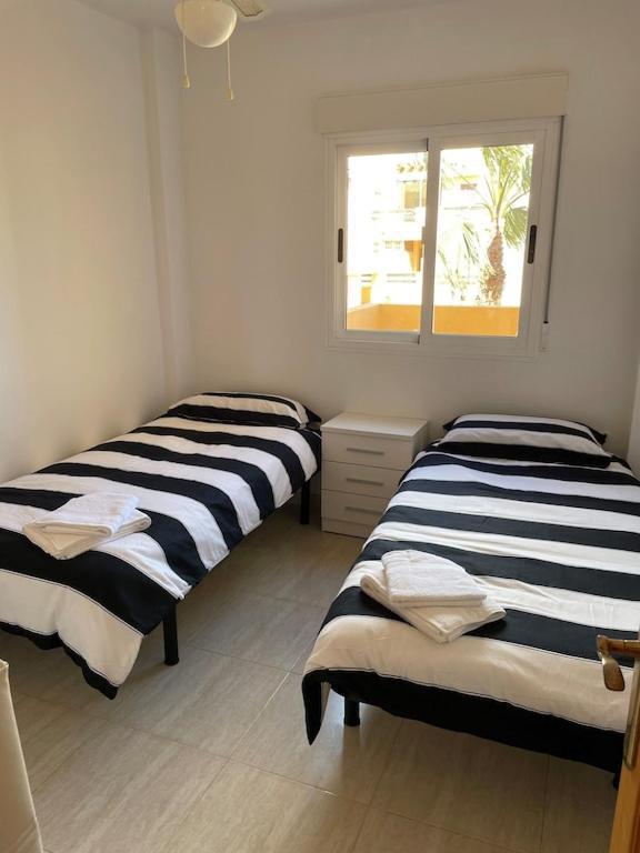 A Stunning 2 Bedroom Apartment 5 Min Walk To The Beautiful Beaches Of Vera Playa Playas de Vera Esterno foto